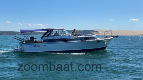 Chris Craft Commander 38 Spesifikasjoner og anmeldelser
